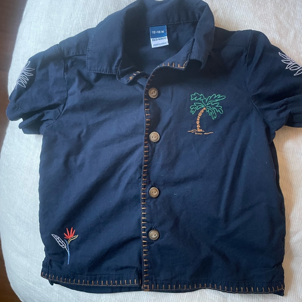 Old Navy Shirt with Palm Tree Design